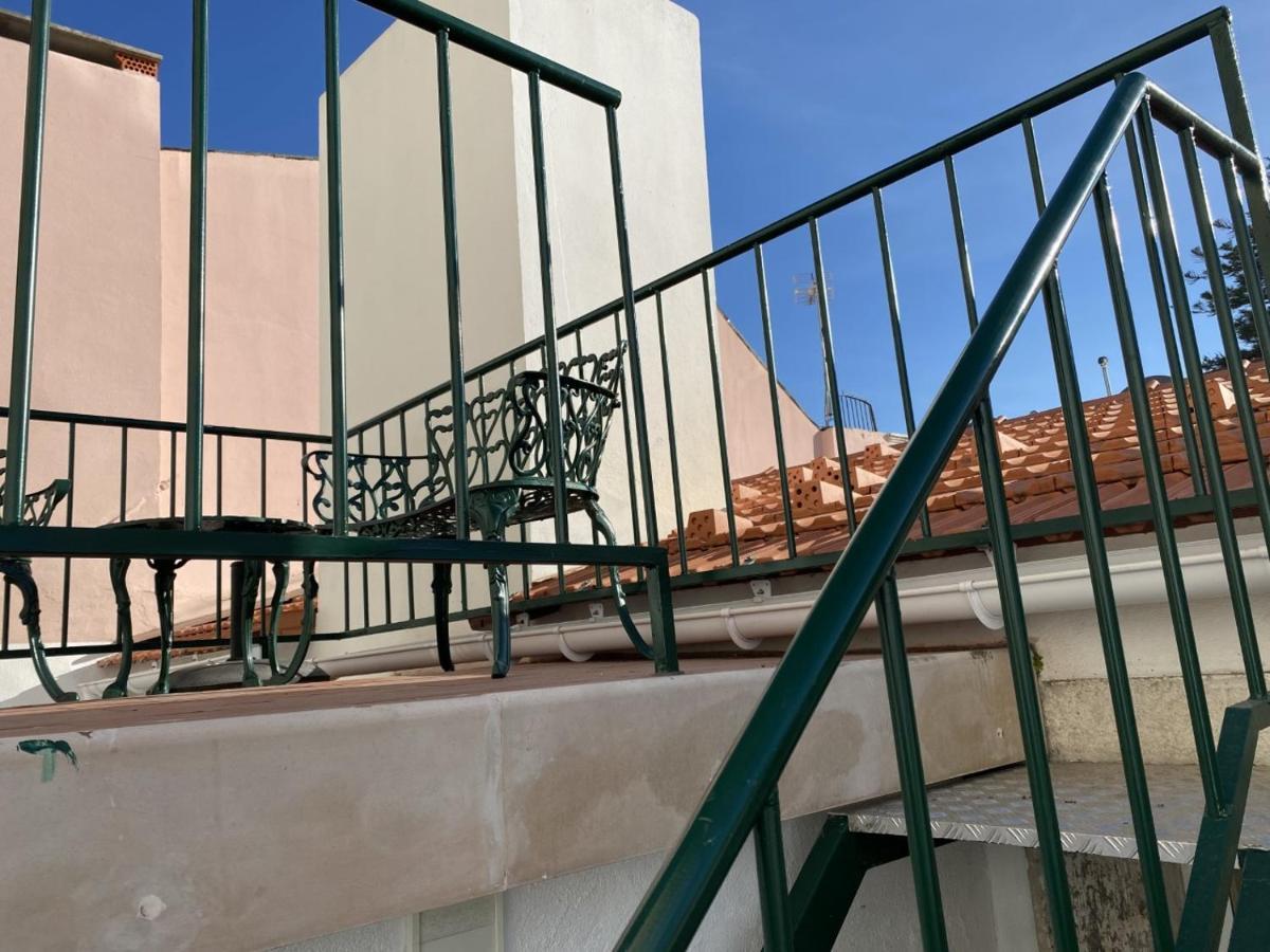 Moderno Apartamento Em Bairro Tipico Lisboeta Lisbon Bagian luar foto